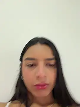Snapshot of violeta365 chatting on 01/14/26, 02:44 violeta365 online show from 01/14/26, 02:44