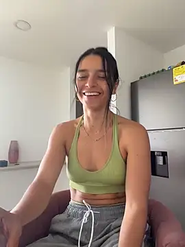 Snapshot of violeta365 chatting on 02/23/26, 02:14 violeta365 online show from 02/23/26, 02:14