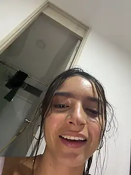 Snapshot of violeta365 chatting on 02/24/26, 02:20 violeta365 online show from 02/24/26, 02:20
