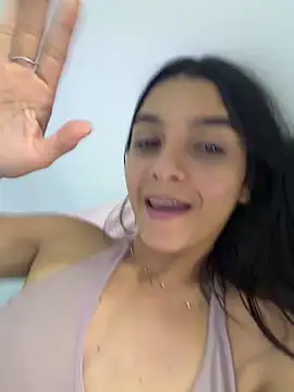 Snapshot of violeta365 chatting on 03/04/26, 02:39 violeta365 online show from 03/04/26, 02:39