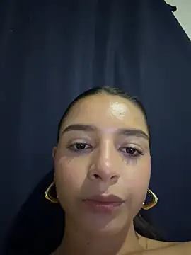 Snapshot of violeta365 chatting on 03/27/26, 03:12 violeta365 online show from 03/27/26, 03:12