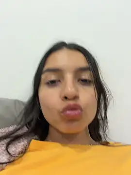 Snapshot of violeta365 chatting on 04/08/26, 02:33 violeta365 online show from 04/08/26, 02:33