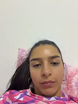 Snapshot of violeta365 chatting on 06/05/26, 03:24 violeta365 online show from 06/05/26, 03:24