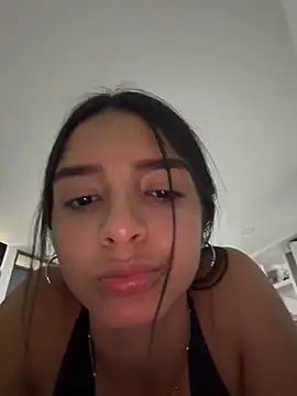 Snapshot of violeta365 chatting on 06/11/26, 03:10 violeta365 online show from 06/11/26, 03:10