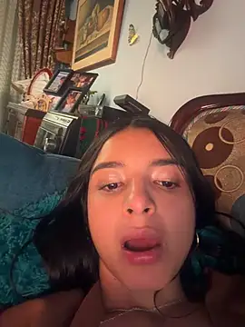 Snapshot of violeta365 chatting on 07/26/26, 06:37 violeta365 online show from 07/26/26, 06:37