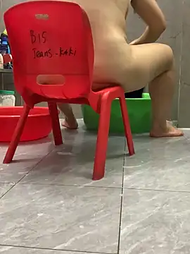 HinayLa online show from 04/25/26, 01:41