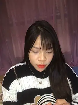 Duck dona online show from 11/18/25, 03:05