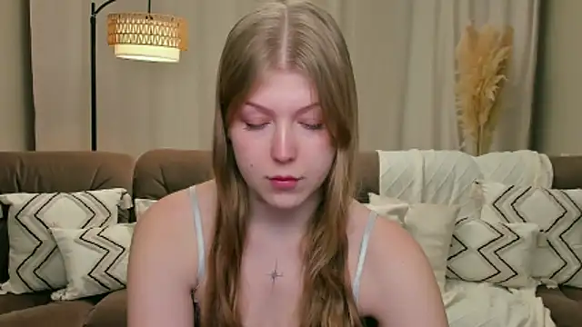 Stella Light online show from 12/04/25, 04:22