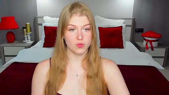 Snapshot of Stella_Light chatting on 06/24/26, 05:01 Stella Light online show from 06/24/26, 05:01