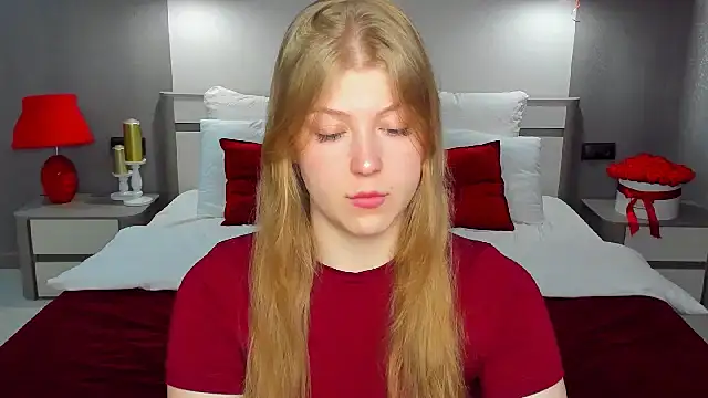 Snapshot of Stella_Light chatting on 06/26/26, 05:23 Stella Light online show from 06/26/26, 05:23