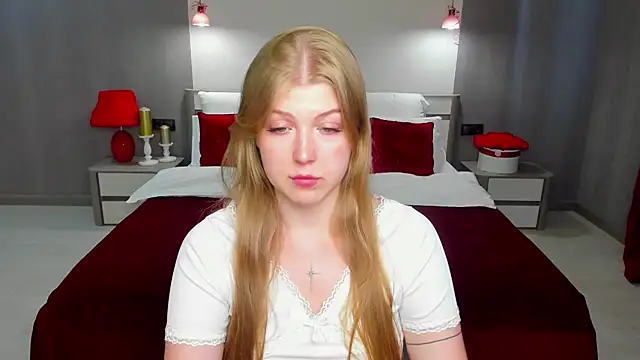 Snapshot of Stella_Light chatting on 07/23/26, 12:14 Stella Light online show from 07/23/26, 12:14