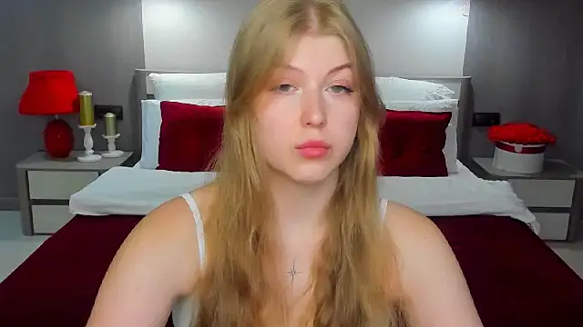 Snapshot of Stella_Light chatting on 07/26/26, 11:39 Stella Light online show from 07/26/26, 11:39