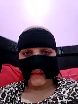 SandyAmr online show from 04/23/26, 08:13