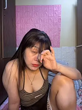 Butterfly kee online show from 12/02/25, 01:33