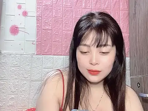 Butterfly kee online show from 12/20/25, 02:13