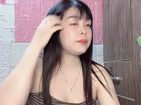 Butterfly kee online show from 12/21/25, 02:13