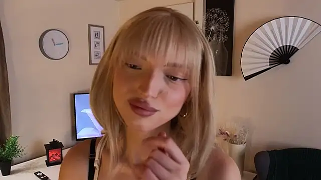 Snapshot of Kaily_Ceys chatting on 11/05/25, 11:21 Kaily Ceys online show from 11/05/25, 11:21