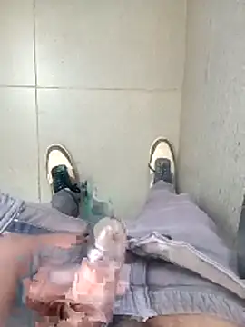 HeatableRevan online show from 04/08/26, 08:03