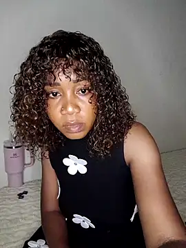 sexy-portable online show from 10/26/25, 01:06