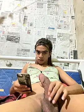 luv trix online show from 11/05/25, 09:42