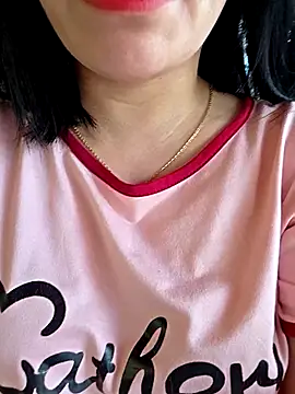 Mina-02 online show from 05/01/26, 07:35