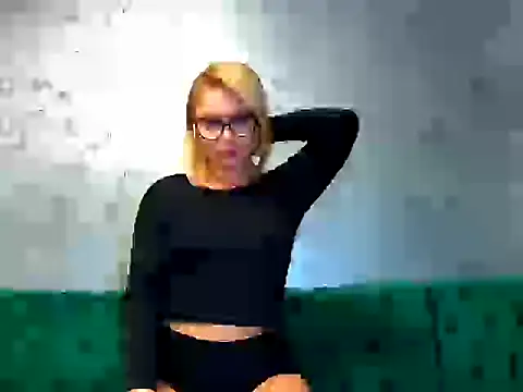 Chloe 248 online show from 10/24/25, 05:53