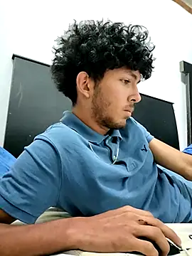 LyliaWood online show from 11/14/25, 07:56