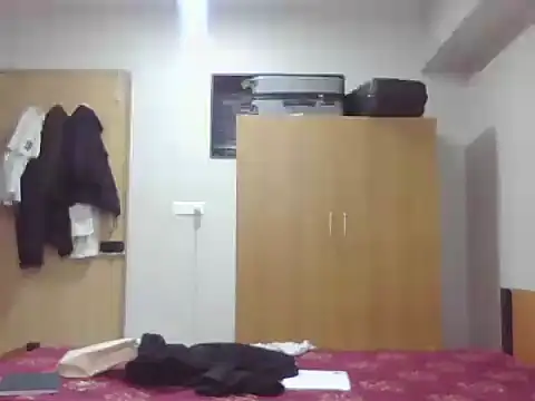 Snapshot of nick2445 chatting on 02/10/26, 02:54 nick2445 online show from 02/10/26, 02:54