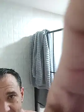 Snapshot of MachosBB_sex chatting on 11/25/25, 05:13 MachosBB sex online show from 11/25/25, 05:13