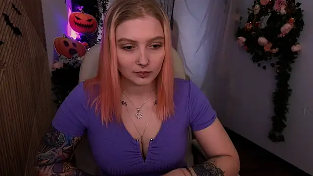 Kiki shay online show from 10/27/25, 08:46