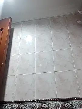 Carriata larry online show from 11/01/25, 03:52