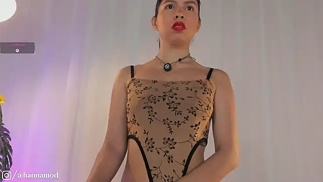 Snapshot of Lovely_queens_ chatting on 11/22/25, 10:14 Lovely queens online show from 11/22/25, 10:14