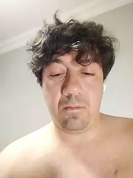 Snapshot of Sokingensoki chatting on 10/31/25, 12:44 Sokingensoki online show from 10/31/25, 12:44