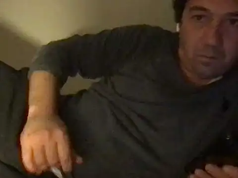 Snapshot of Sokingensoki chatting on 11/22/25, 08:19 Sokingensoki online show from 11/22/25, 08:19