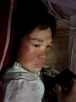 Snapshot of chipu06 chatting on 11/05/25, 03:01 chipu06 online show from 11/05/25, 03:01