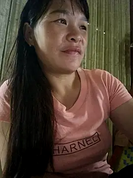 Snapshot of chipu06 chatting on 11/09/25, 01:37 chipu06 online show from 11/09/25, 01:37