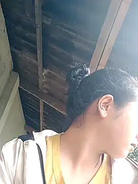 lisa-bae00 online show from 10/20/25, 03:18