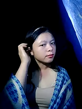 lisa-bae00 online show from 11/03/25, 10:32