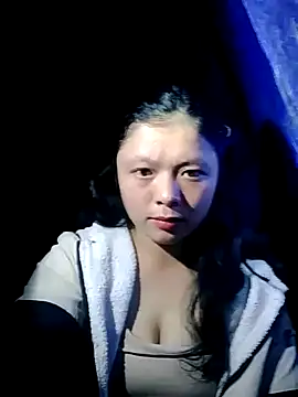 lisa-bae00 online show from 11/04/25, 10:36