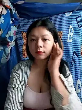 lisa-bae00 online show from 02/06/26, 11:52