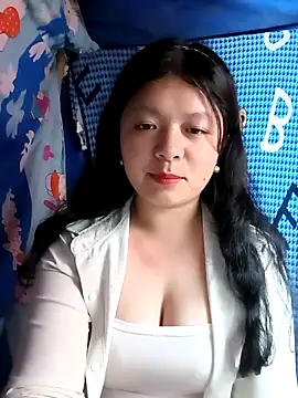 lisa-bae00 online show from 03/23/26, 01:15