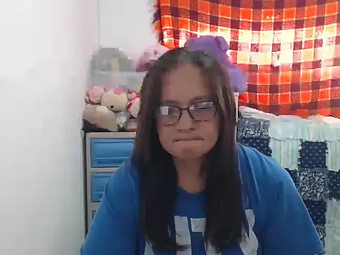 Kinkybela2025 online show from 11/15/25, 11:10