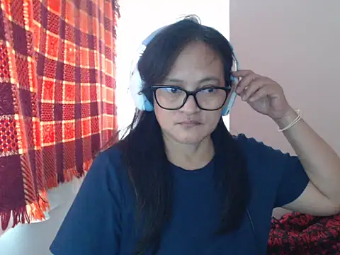 Kinkybela2025 online show from 05/15/26, 11:23