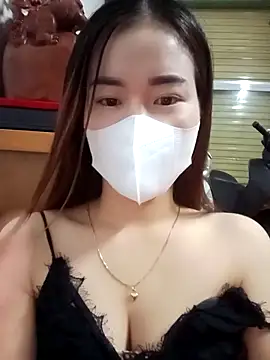 Snapshot of Family-Lovee chatting on 11/01/25, 09:06 Family-Lovee online show from 11/01/25, 09:06