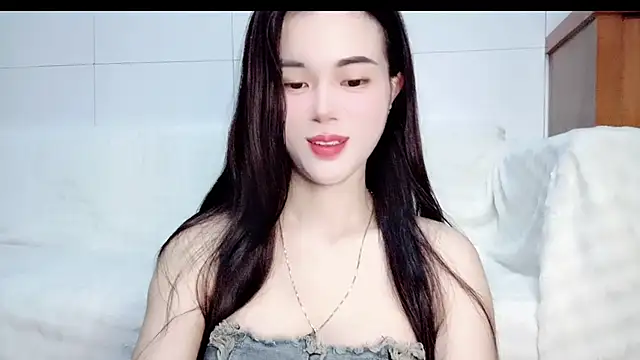 Family-Lovee online show from 07/14/26, 06:46