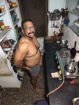 Snapshot of Siranjeevishiva chatting on 02/05/26, 06:56 Siranjeevishiva online show from 02/05/26, 06:56