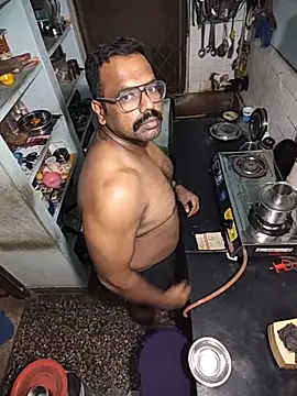 Snapshot of Siranjeevishiva chatting on 02/06/26, 06:11 Siranjeevishiva online show from 02/06/26, 06:11