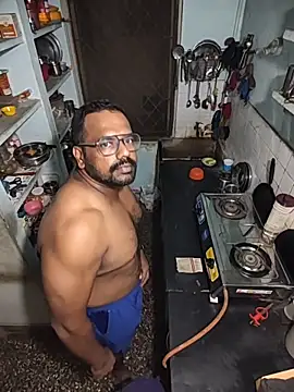 Snapshot of Siranjeevishiva chatting on 03/04/26, 06:14 Siranjeevishiva online show from 03/04/26, 06:14