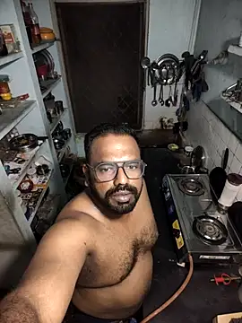 Snapshot of Siranjeevishiva chatting on 04/18/26, 06:56 Siranjeevishiva online show from 04/18/26, 06:56