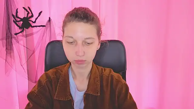 CuteEllii online show from 11/01/25, 10:50